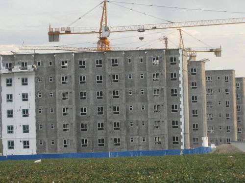 新疆兵團農(nóng)五師八十一團廉租住房主體工程完工，房屋建筑工程取得新進展